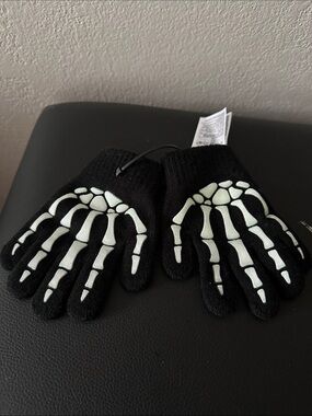 GAP Kids Black Gloves with Glow Skeleton Print